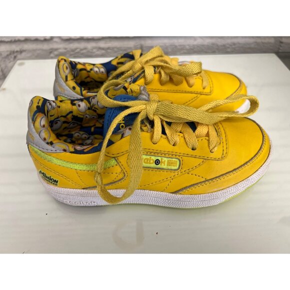 Reebok  Illumination's  Minion x Club C Yellow Unisex Kids Size 11 - Picture 4 of 9